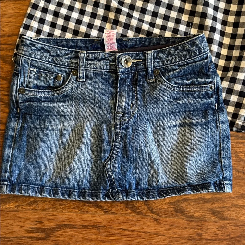 Justice & Carter’s bundle girls black & white gingham top and denim skort